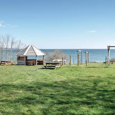 Four-bedroom In Prázdninový dům